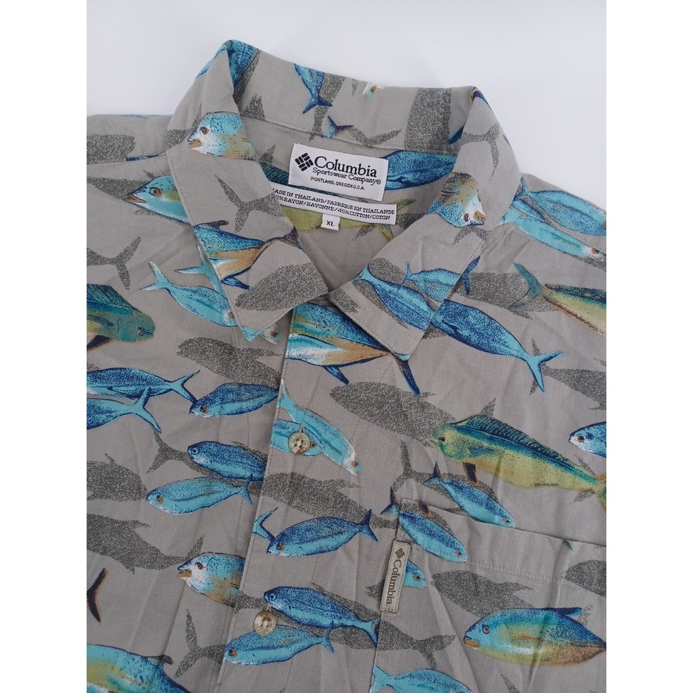 Columbia Sportswear Co Mens XL Short Sleeve Button-Down Saltwater Fish